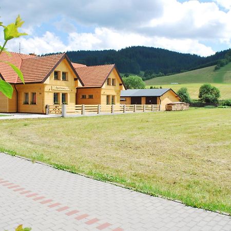 Apartmany Velké Karlovice Exteriér fotografie